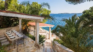 Sea-Front Villa for 12 Guests in Hvar