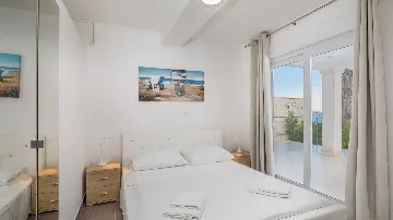 Sea-Front Villa for 12 Guests in Hvar