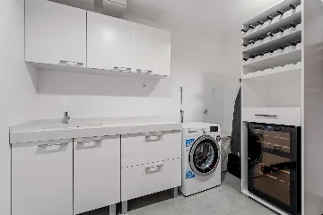 4-Bedroom Villa with Heated Pool in Omiš