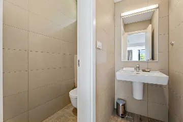 4-Bedroom Villa with Heated Pool in Omiš