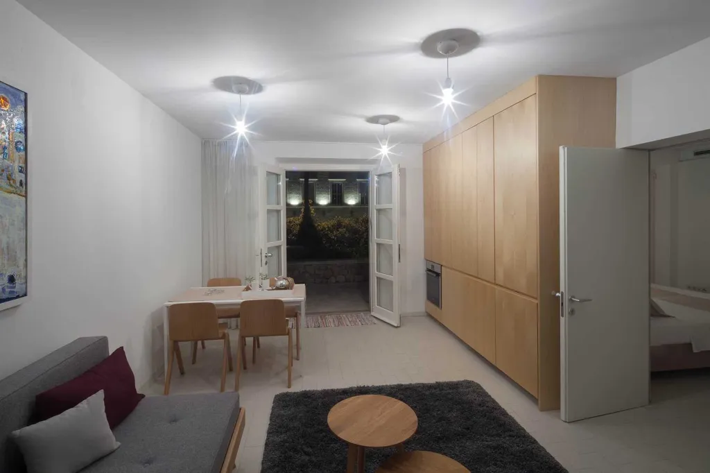 Dubrovnik 7-Bedroom Villa for Up to 16 Guests