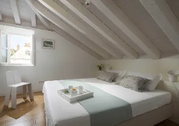 Dubrovnik 7-Bedroom Villa for Up to 16 Guests