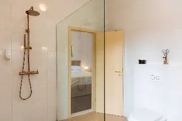 5-Bedroom Villa with Private Pool in Mlini