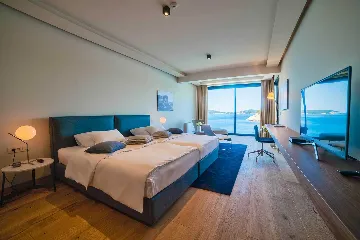 Stikovica Villa for 12 with Infinity Pool & Sea Access