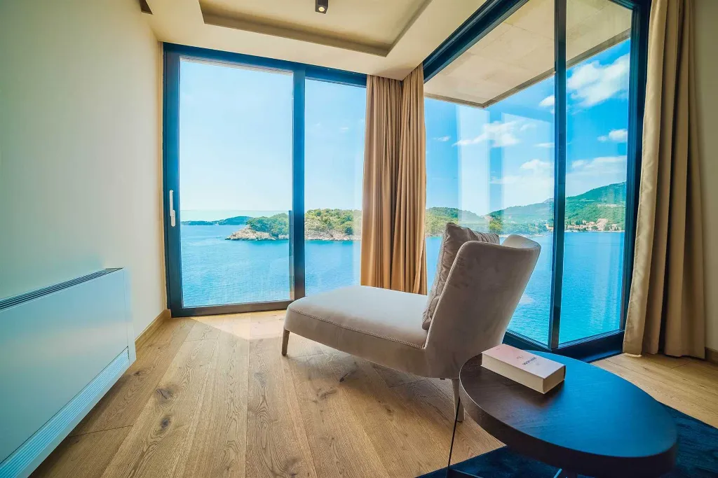 Stikovica Villa for 12 with Infinity Pool & Sea Access