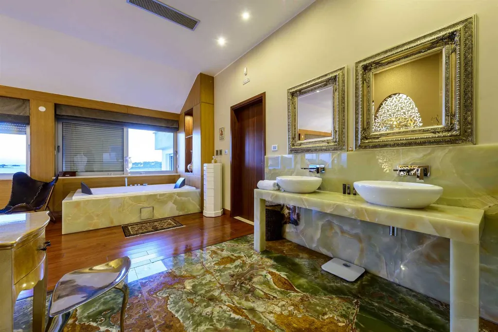 Lozica Dubrovnik 5-Bedroom Villa for Up to 12
