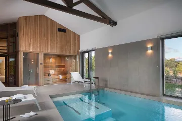 Bale Villa with Heated Indoor Pool for 8