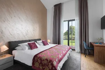 Bale Villa with Heated Indoor Pool for 8