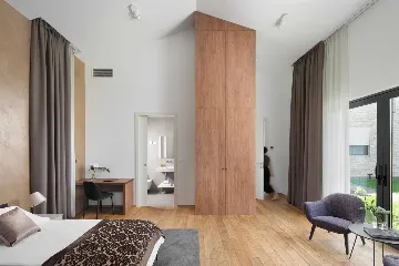 Bale Villa with Heated Indoor Pool for 8