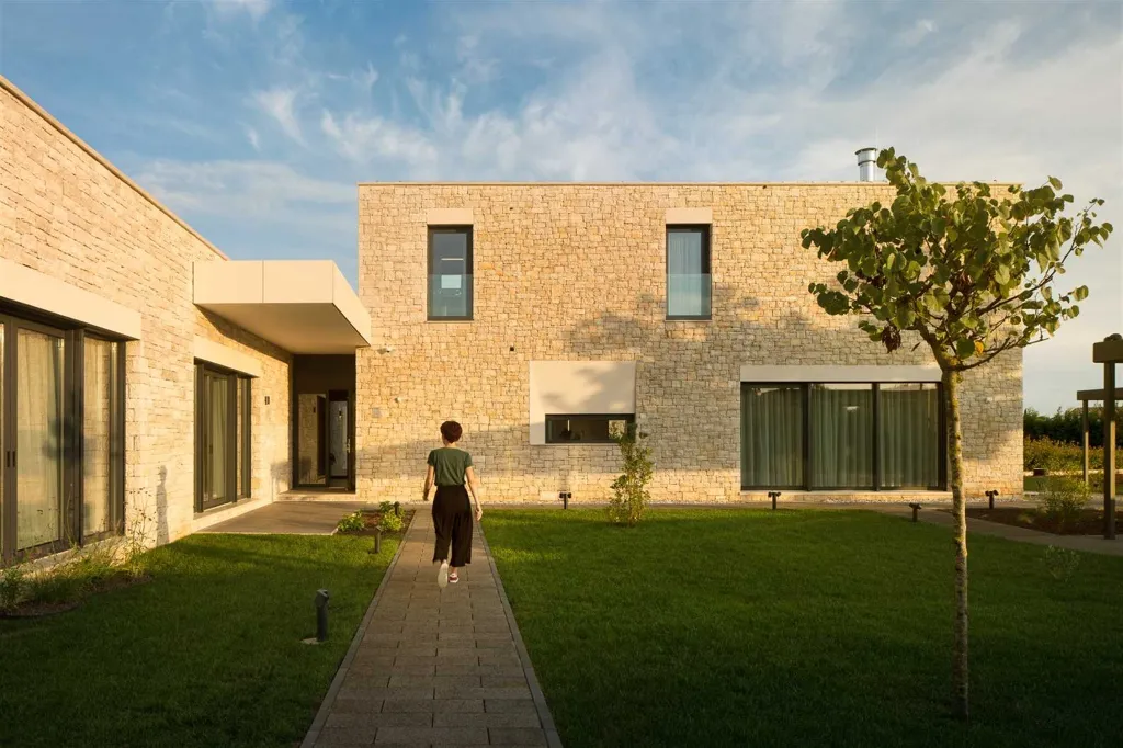 Bale Villa with Heated Indoor Pool for 8