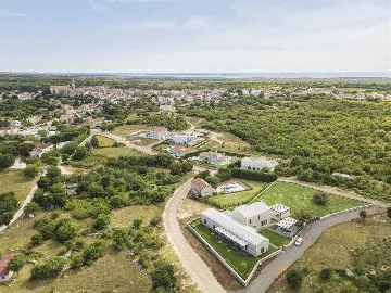 Bale Villa with Heated Indoor Pool for 8