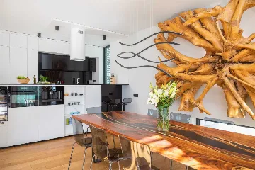 Villa in Petrčane for Up to 8 Guests