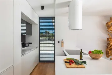 Villa in Petrčane for Up to 8 Guests