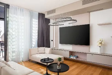 Villa in Petrčane for Up to 8 Guests