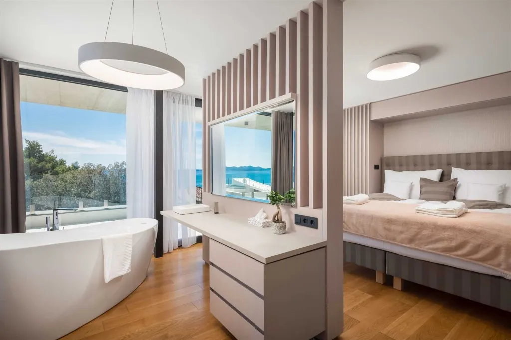 Villa in Petrčane for Up to 8 Guests