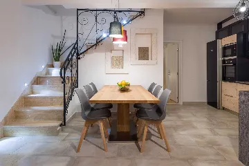 Stone Villa in Murvica, Brac Island for 6