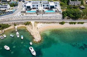 5-Bedroom Villa in Omiš with Private Heated Pool