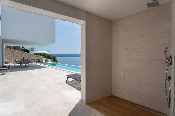 5-Bedroom Villa in Omiš with Private Heated Pool