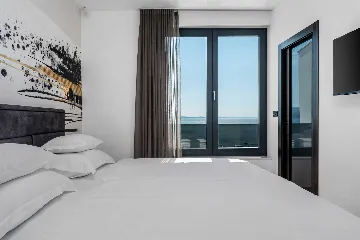 5-Bedroom Villa in Omiš with Private Heated Pool