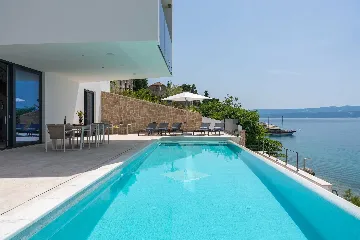 5-Bedroom Villa in Omiš with Private Heated Pool