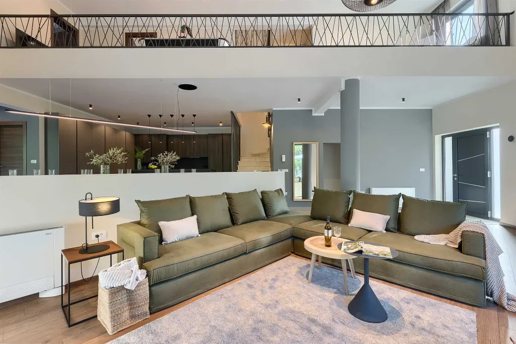 7-Bedroom Villa in Kršan, Croatia