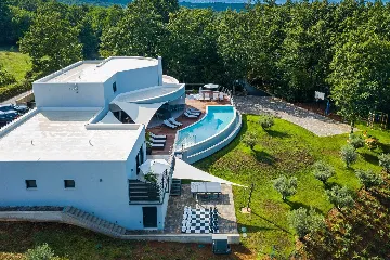 7-Bedroom Villa in Kršan, Croatia