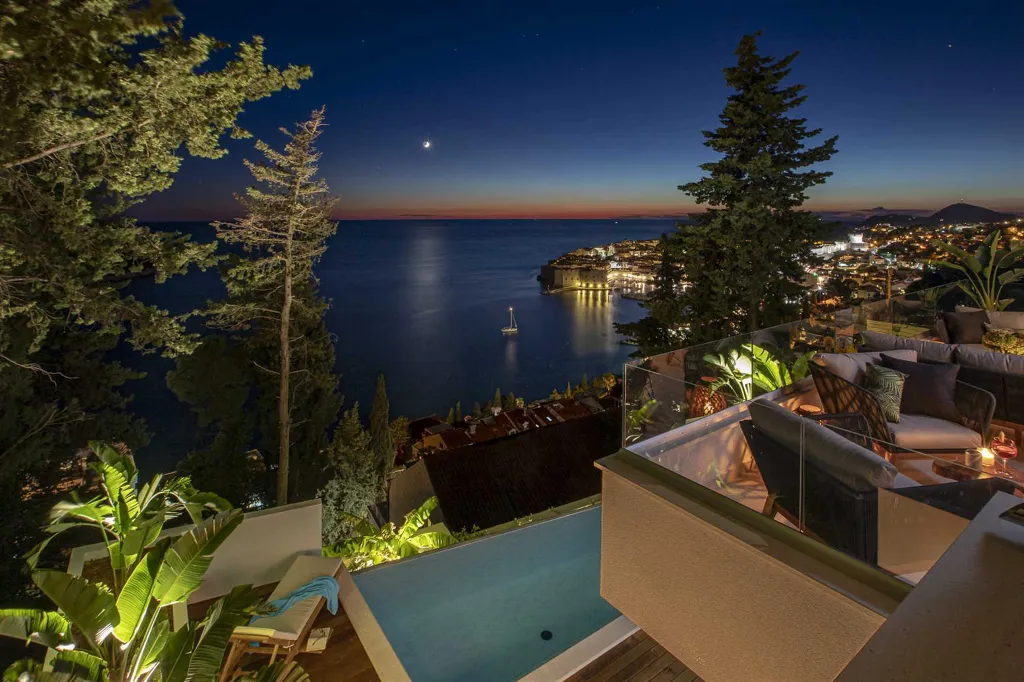 Dubrovnik Villa for 12 Guests with Pool & Spa
