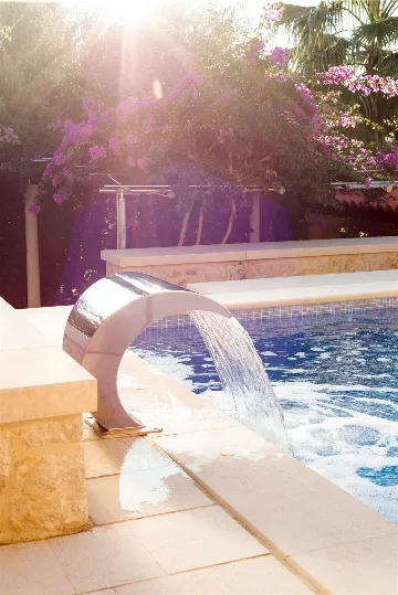 4-Bedroom Villa with Private Pool in Dubrovnik