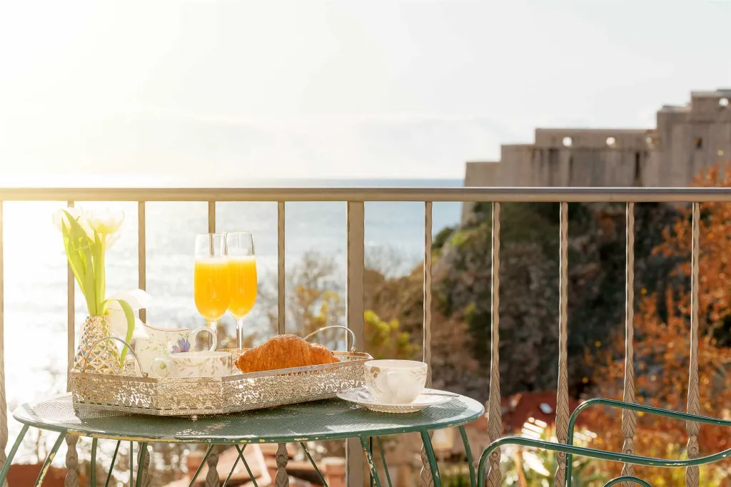 4-Bedroom Villa with Private Pool in Dubrovnik