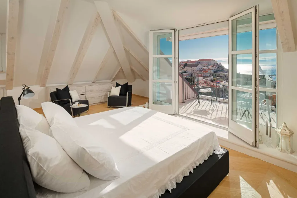 4-Bedroom Villa with Private Pool in Dubrovnik