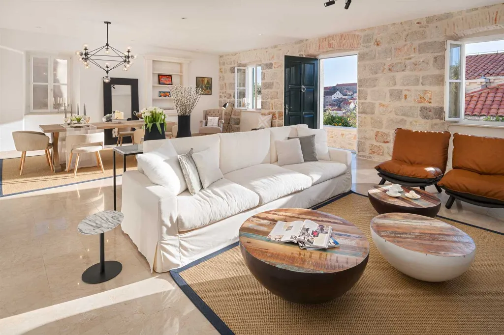 4-Bedroom Villa with Private Pool in Dubrovnik