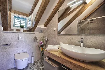 4-Bedroom Stone Villa with Jacuzzi in Cavtat