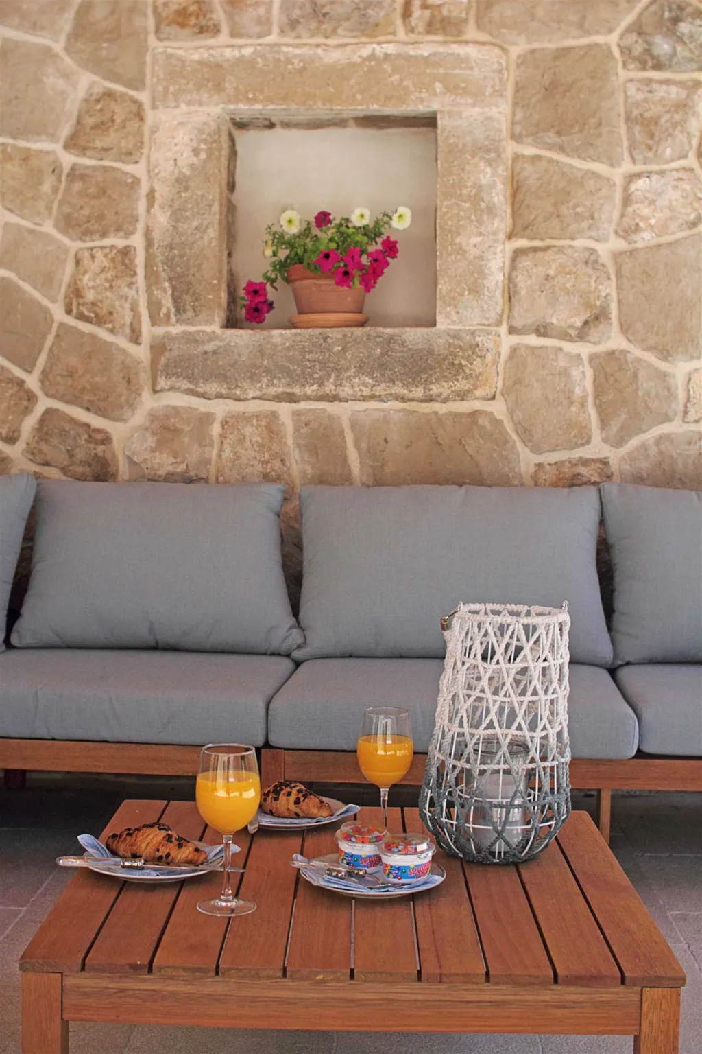 4-Bedroom Stone Villa with Jacuzzi in Cavtat