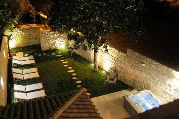 4-Bedroom Stone Villa with Jacuzzi in Cavtat