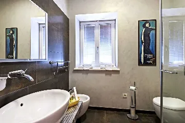 Villa with Jacuzzi Pool in Split for 10 Guests