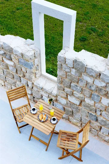 4-Bedroom Villa for 8 Guests in Zagvozd