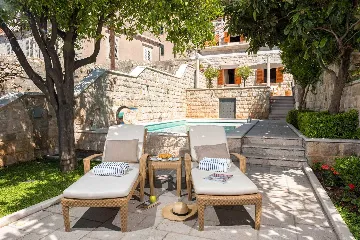 4-Bedroom Villa with Pool in Dubrovnik