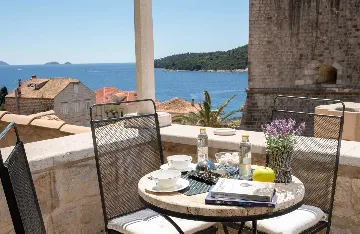 4-Bedroom Villa with Pool in Dubrovnik