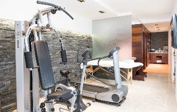 4-Bedroom Villa with Pool in Dubrovnik