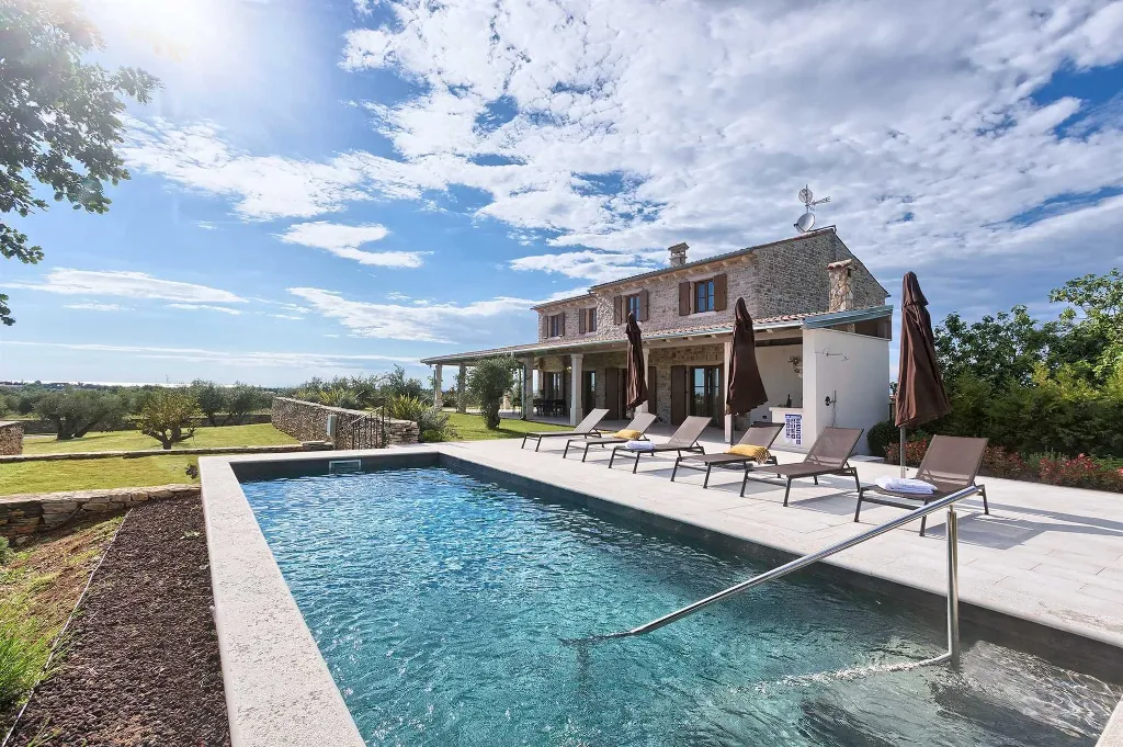 Villa in Finida for Up to 10 Guests