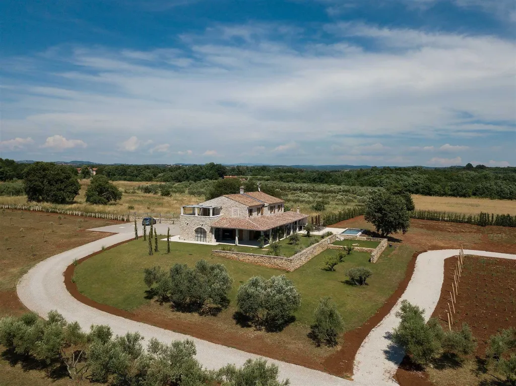 Villa in Finida for Up to 10 Guests
