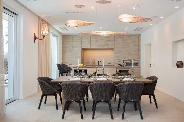 4-Bedroom Villa in Selca for up to 8 Guests