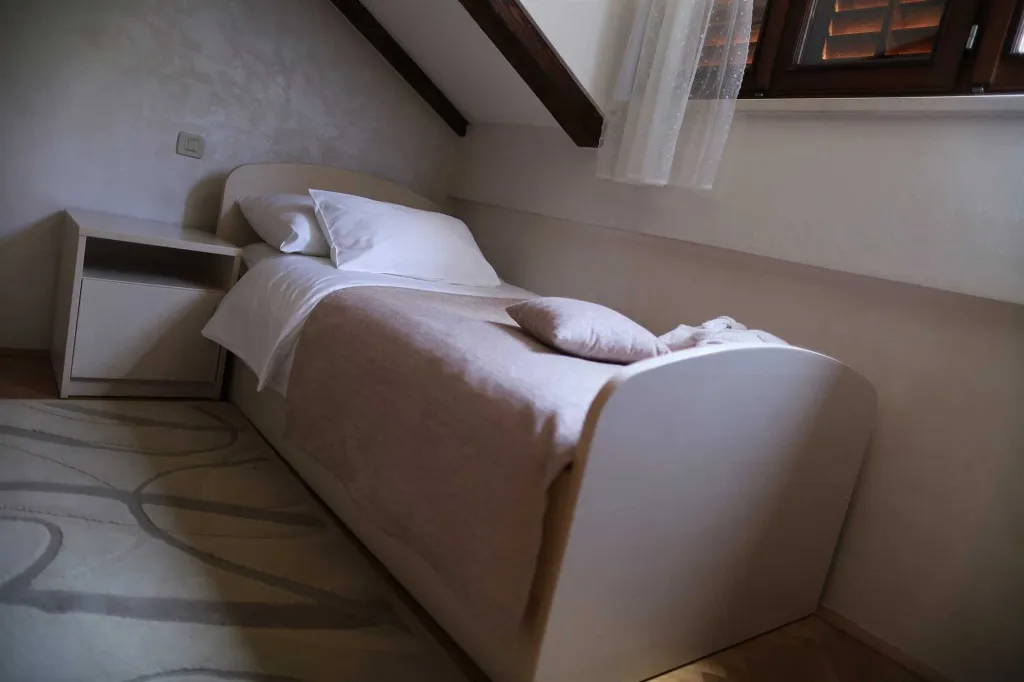 5-Bedroom Villa in Dubrovnik for Up to 9 Guests