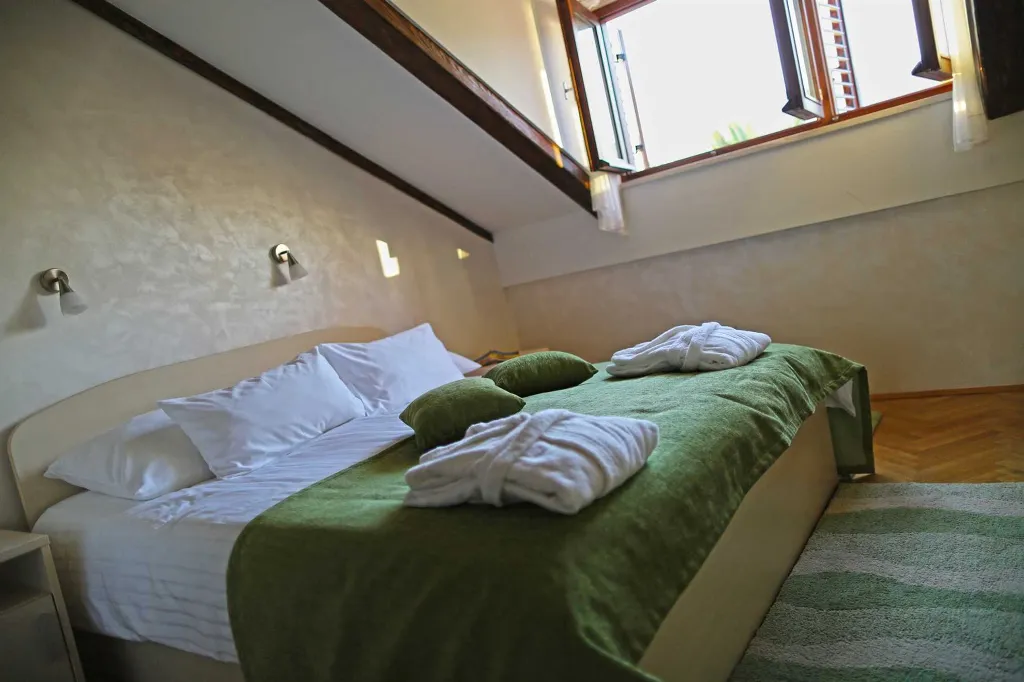 5-Bedroom Villa in Dubrovnik for Up to 9 Guests