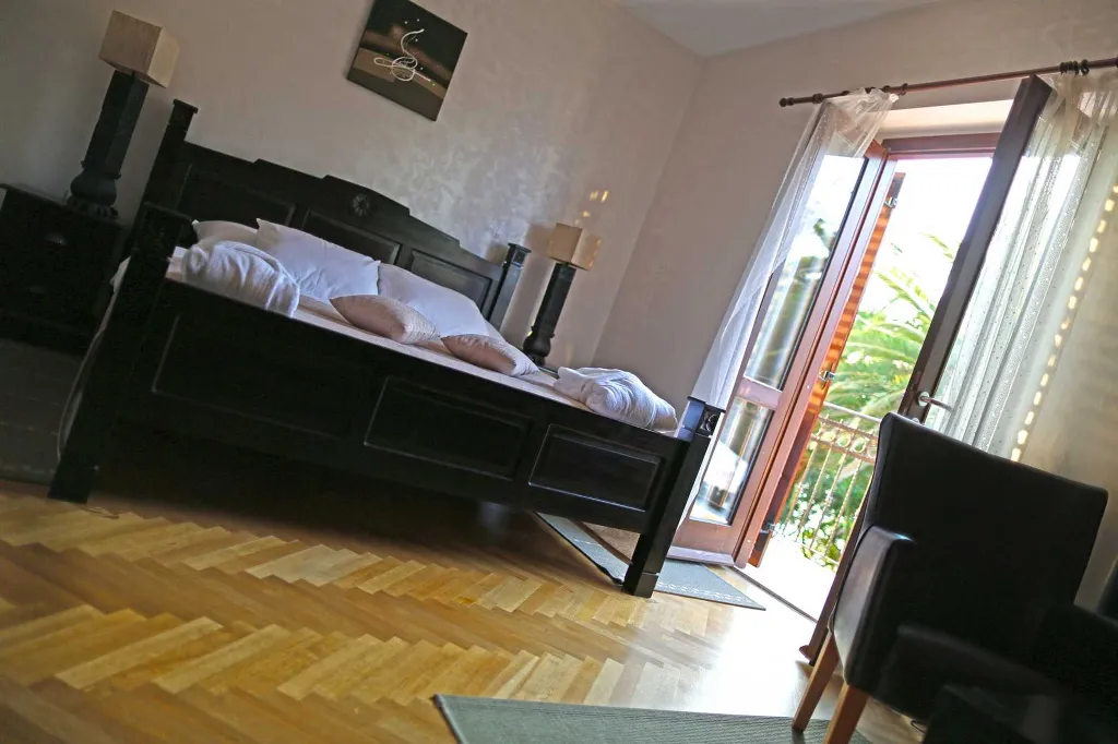 5-Bedroom Villa in Dubrovnik for Up to 9 Guests