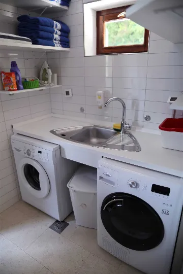 5-Bedroom Villa in Dubrovnik for Up to 9 Guests