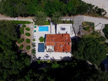 5-Bedroom Villa in Dubrovnik for Up to 9 Guests