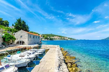 4-Bedroom Villa in Korčula for up to 8 Guests