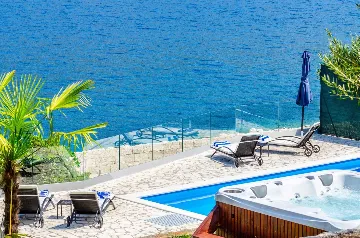4-Bedroom Villa in Korčula for up to 8 Guests