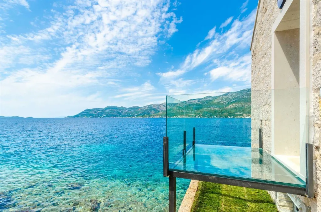 4-Bedroom Villa in Korčula for up to 8 Guests